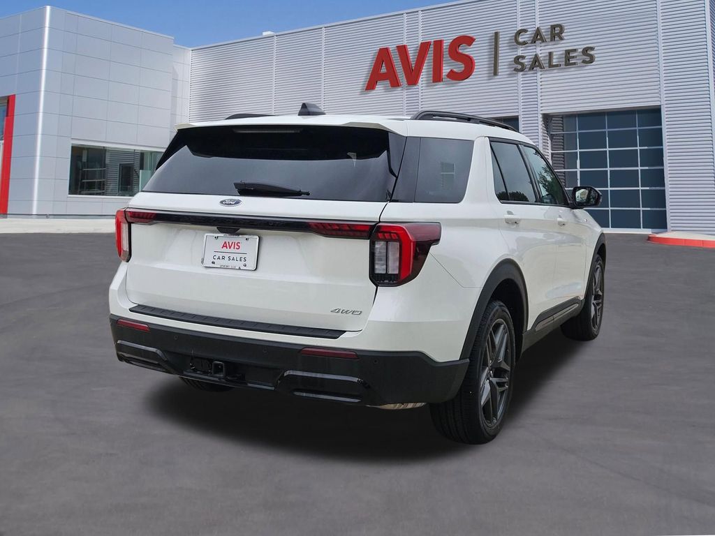 Thumbnail: 2025 Ford Explorer - 6
