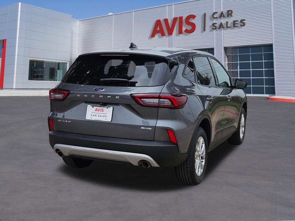 Thumbnail: 2025 Ford Escape - 6