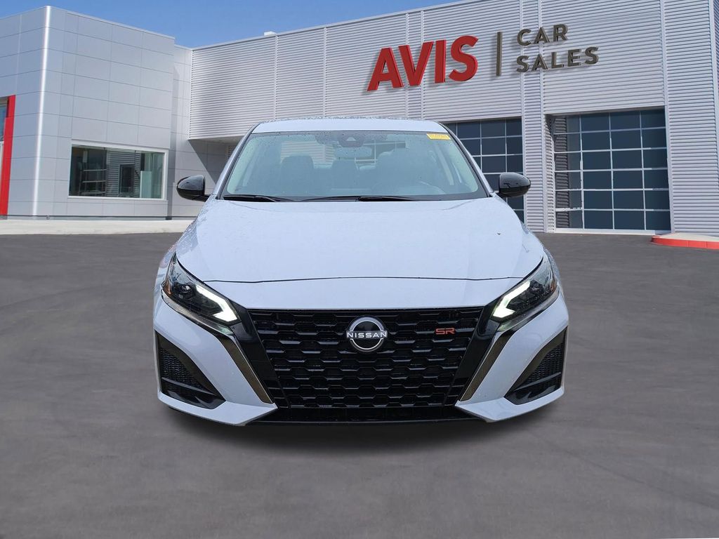 Thumbnail: 2025 Nissan Altima - 10