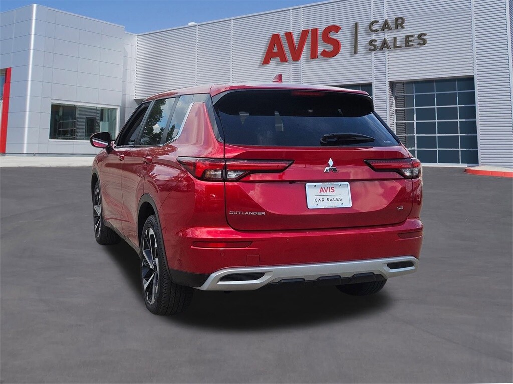 Thumbnail: 2024 Mitsubishi Outlander - 9