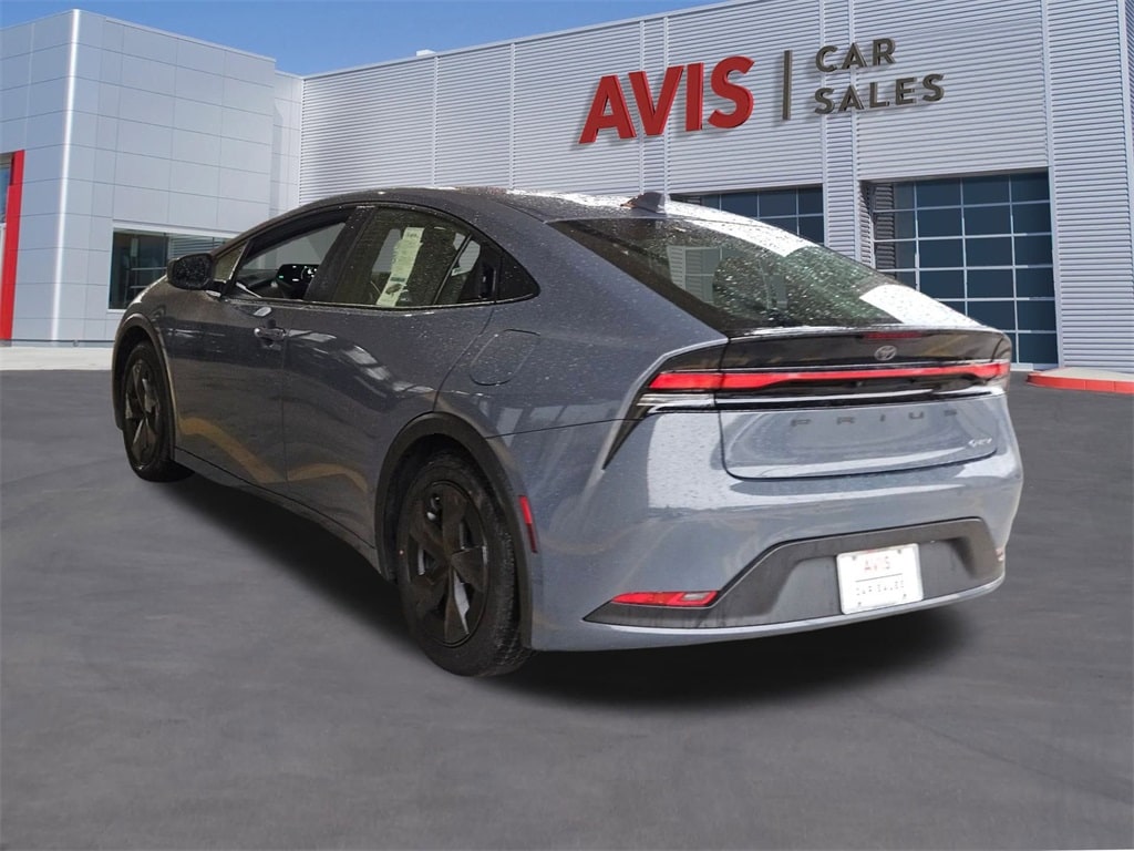 Thumbnail: 2025 Toyota Prius - 3