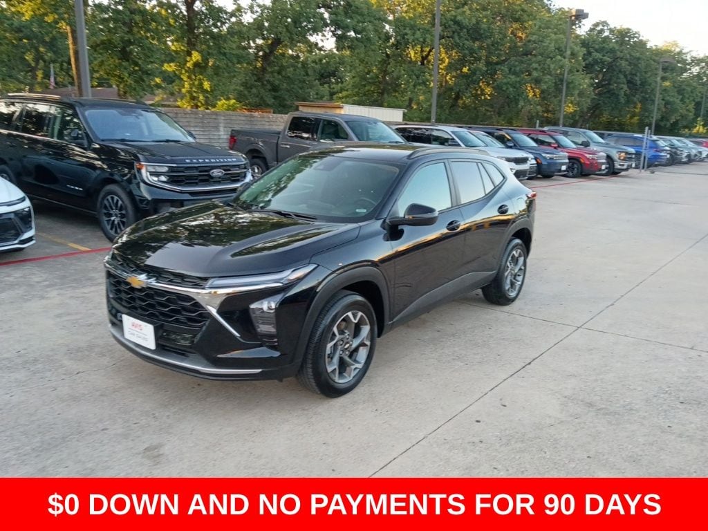 Thumbnail: 2025 Chevrolet Trax - 1