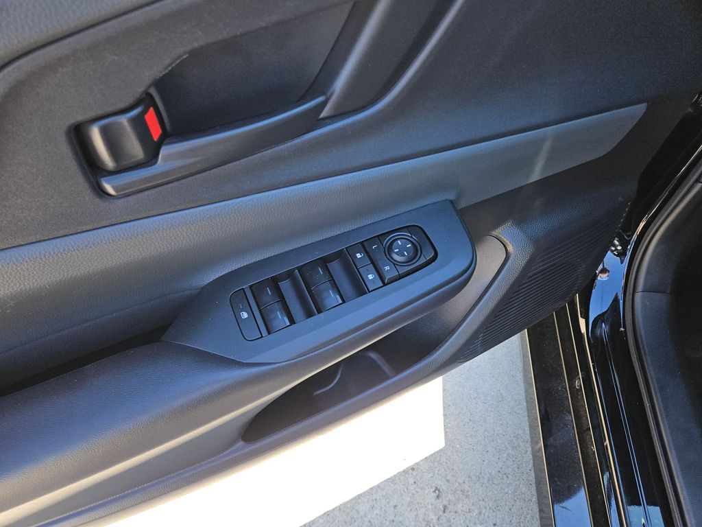 Thumbnail: 2024 Toyota Prius - 15