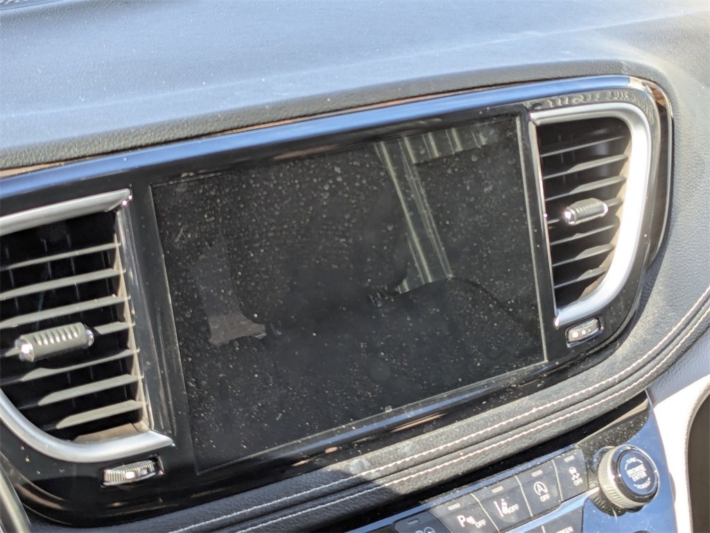 Thumbnail: 2021 Chrysler Pacifica - 20