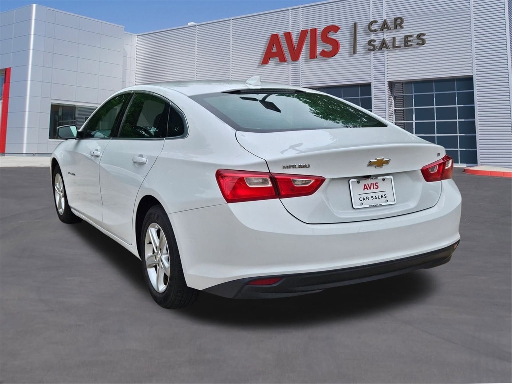 Thumbnail: 2023 Chevrolet Malibu - 9