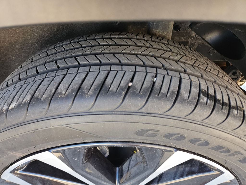 Thumbnail: 2025 Mazda CX-50 - 25