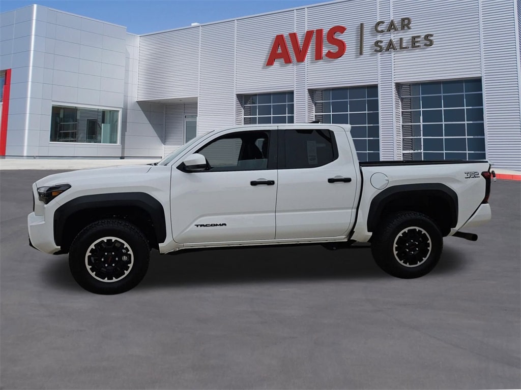 Thumbnail: 2025 Toyota Tacoma - 2