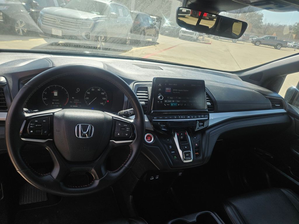 Thumbnail: 2025 Honda Odyssey - 16
