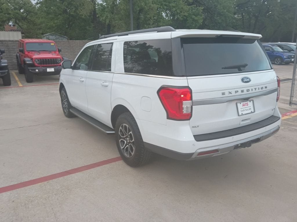 Thumbnail: 2023 Ford Expedition MAX - 12