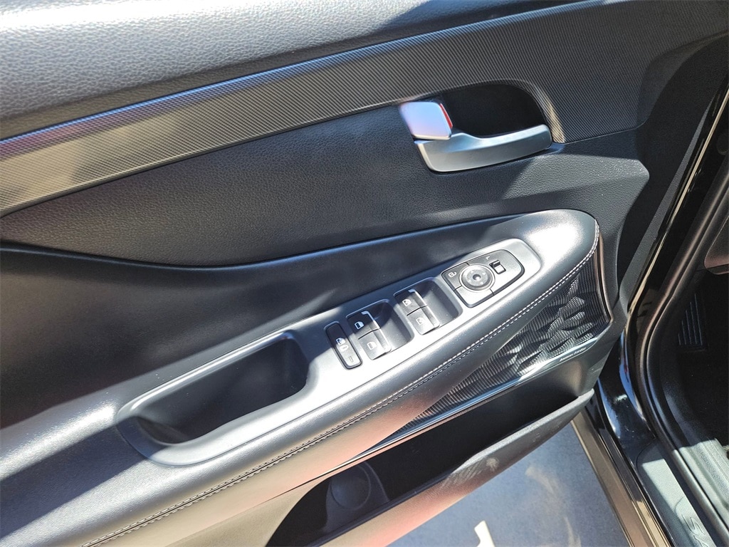 Thumbnail: 2023 Hyundai Santa Fe - 10