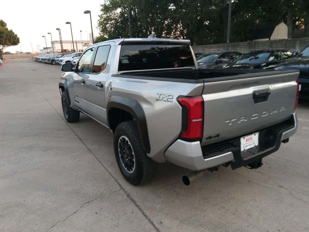 Thumbnail: 2025 Toyota Tacoma - 12