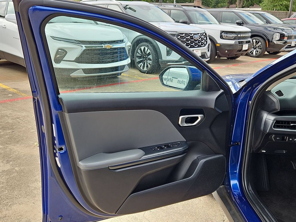 Thumbnail: 2025 Kia K4 - 11