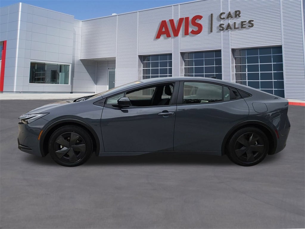 Thumbnail: 2025 Toyota Prius - 2