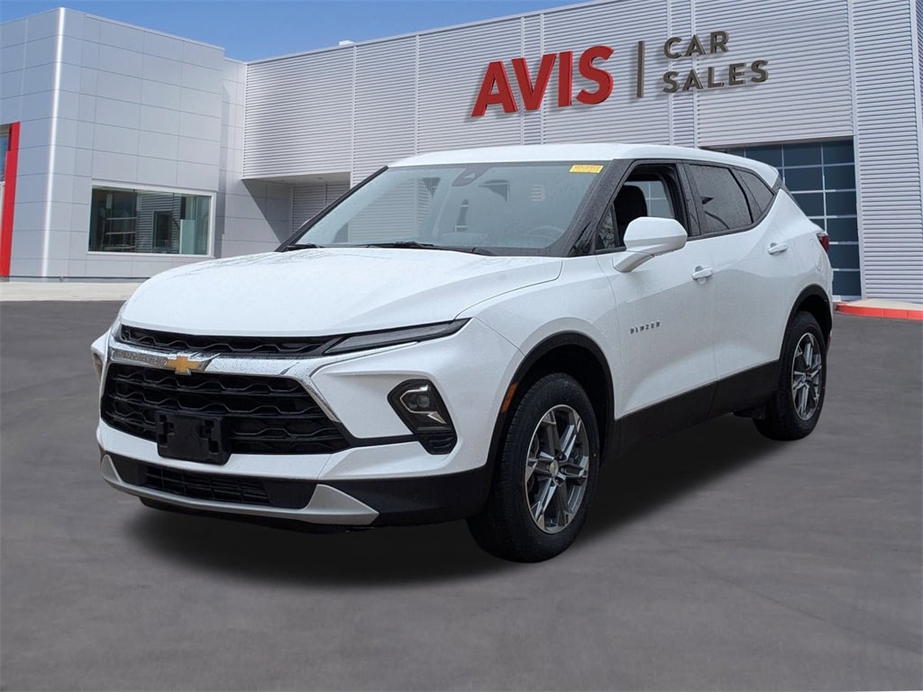 Thumbnail: 2023 Chevrolet Blazer - 1