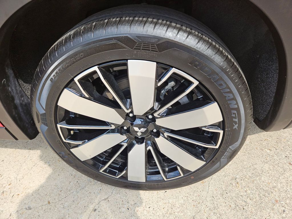 Thumbnail: 2025 Mitsubishi Outlander - 24