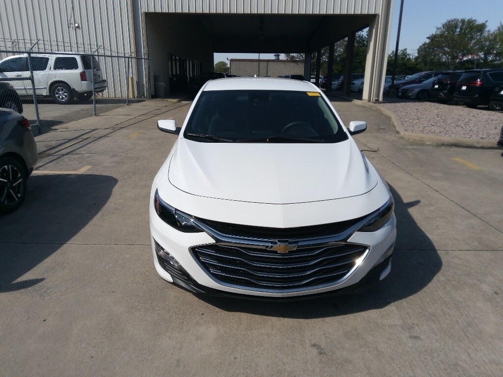 Used 2024 Chevrolet Malibu For Sale at AVIS Car Sales VIN