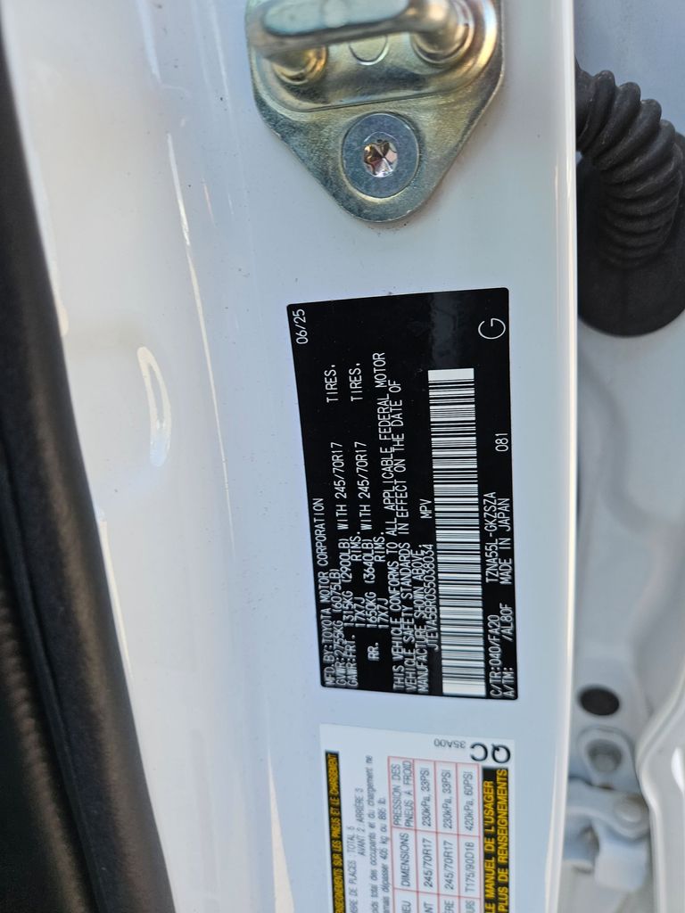 Thumbnail: 2025 Toyota 4Runner - 30