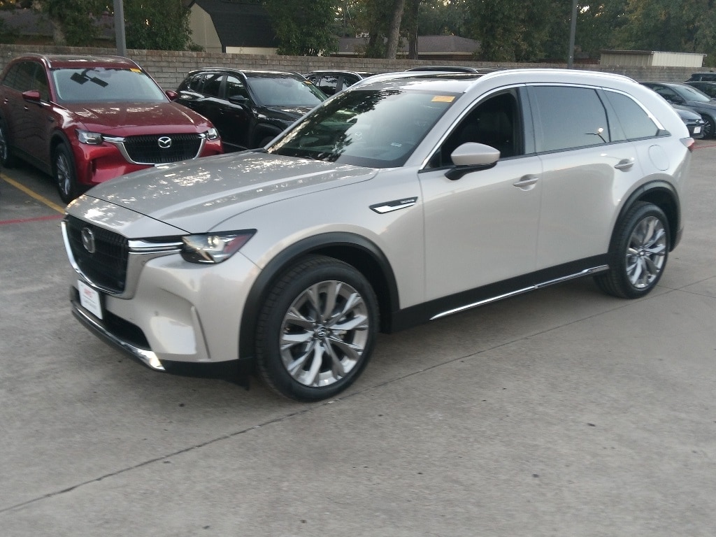 Thumbnail: 2025 Mazda CX-90 - 1