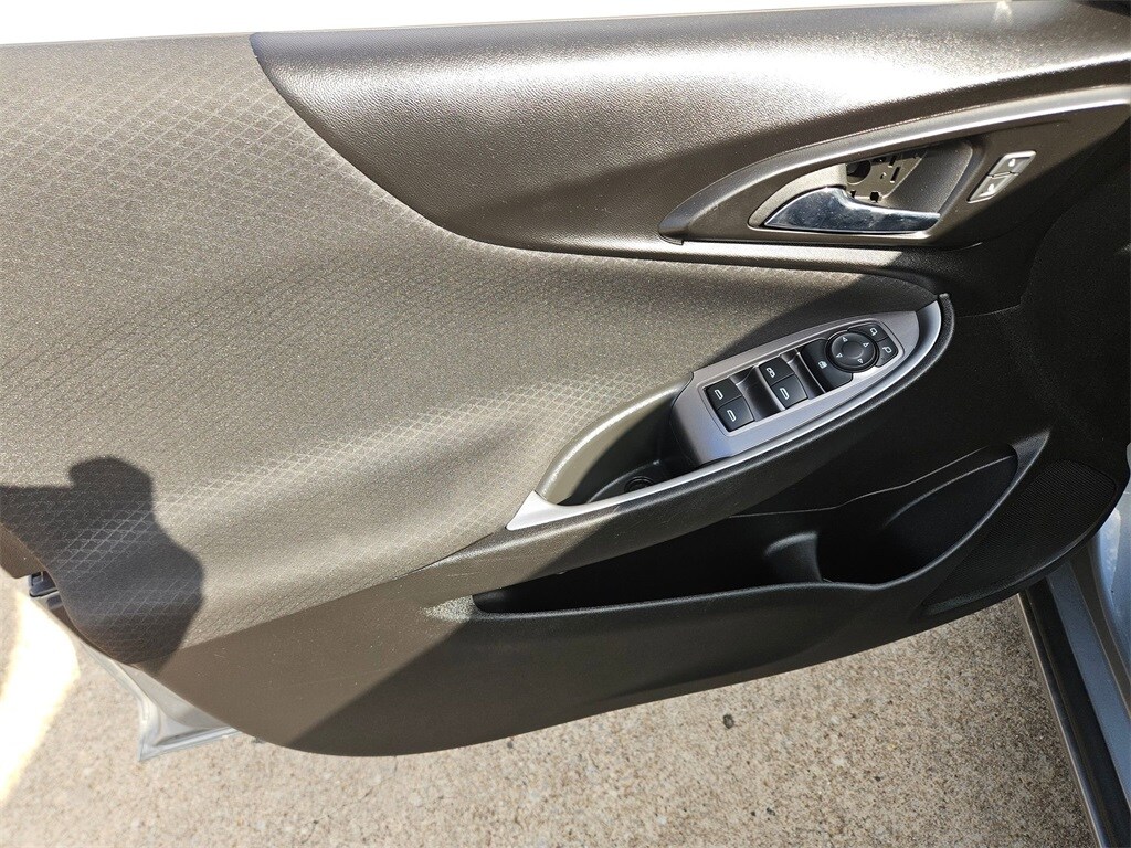 Thumbnail: 2024 Chevrolet Malibu - 13