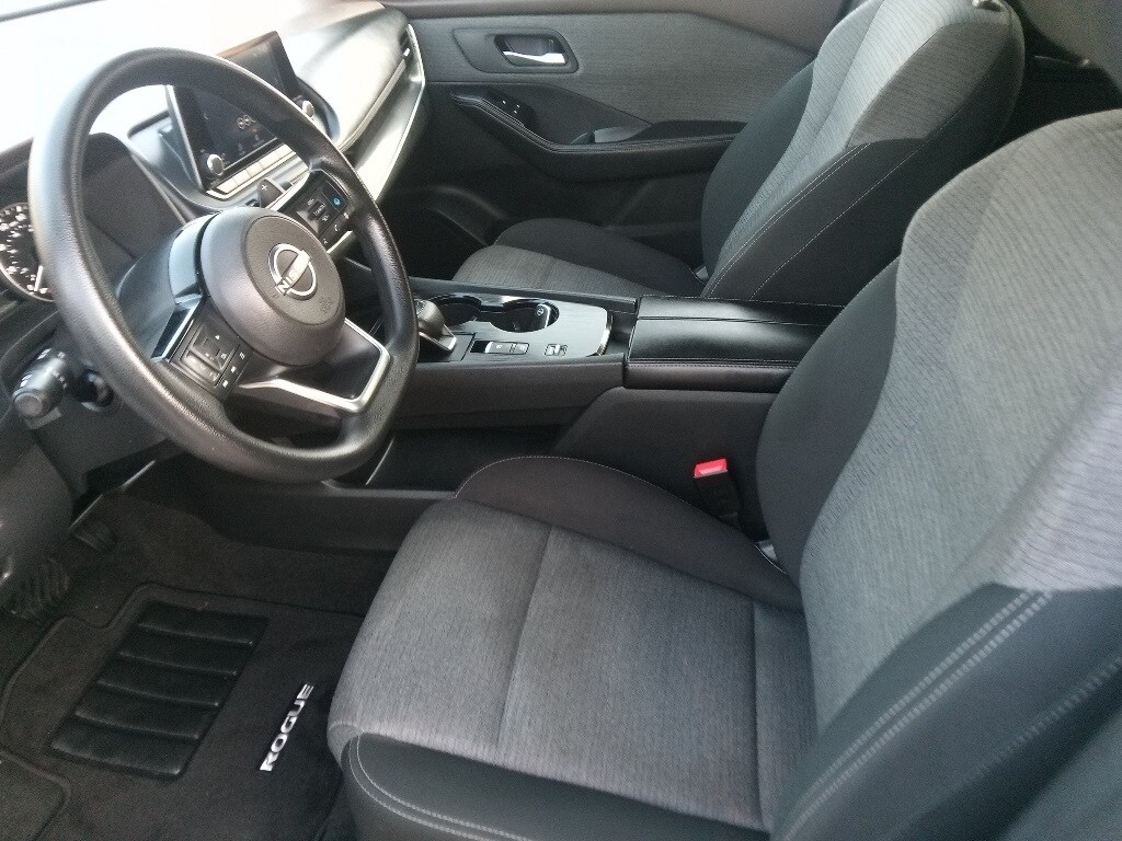 Thumbnail: 2023 Nissan Rogue - 10