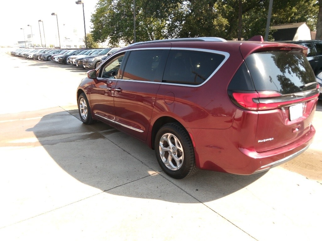 Used 2021 Chrysler Pacifica For Sale at AVIS Car Sales VIN