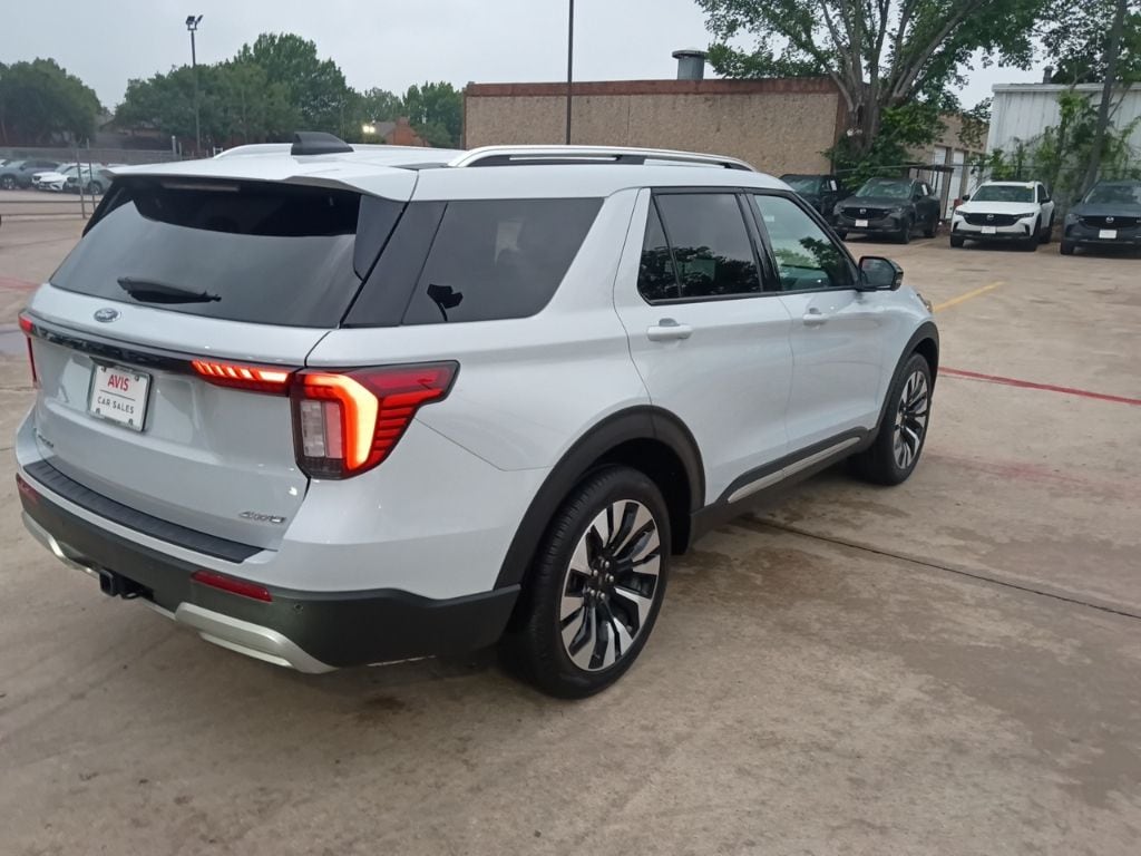 Thumbnail: 2025 Ford Explorer - 10