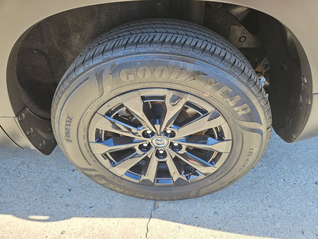 Thumbnail: 2025 Mazda CX-50 - 26