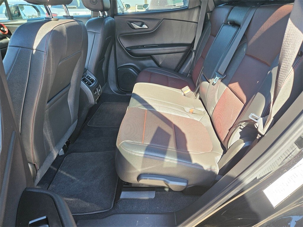 Thumbnail: 2025 Chevrolet Blazer - 26