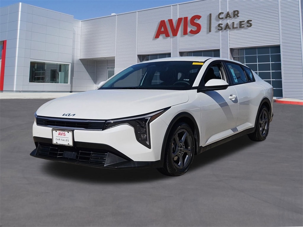 2025 Kia K4 LXS