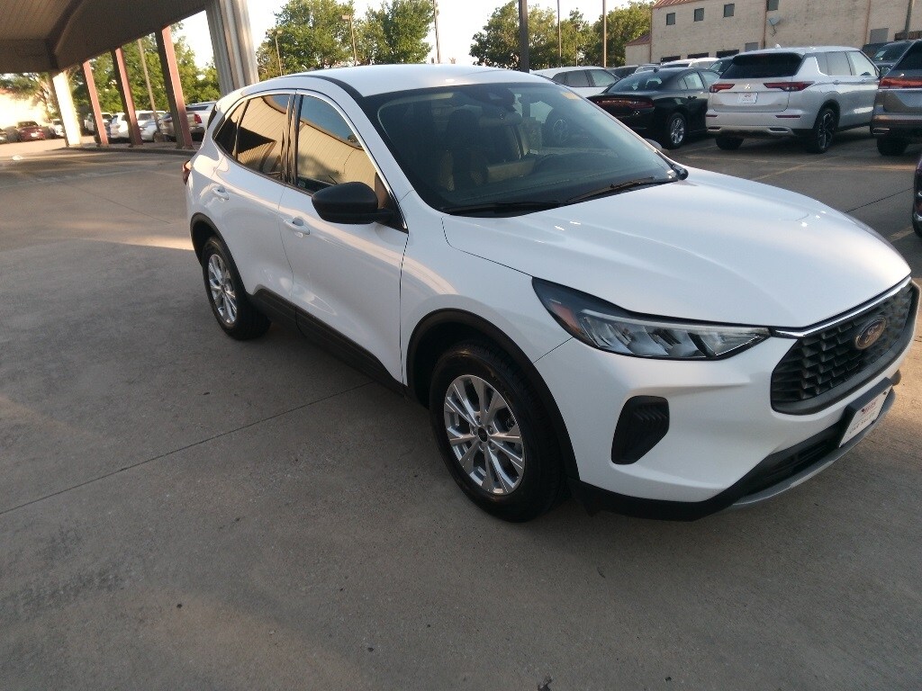 2023 Ford Escape Active 8