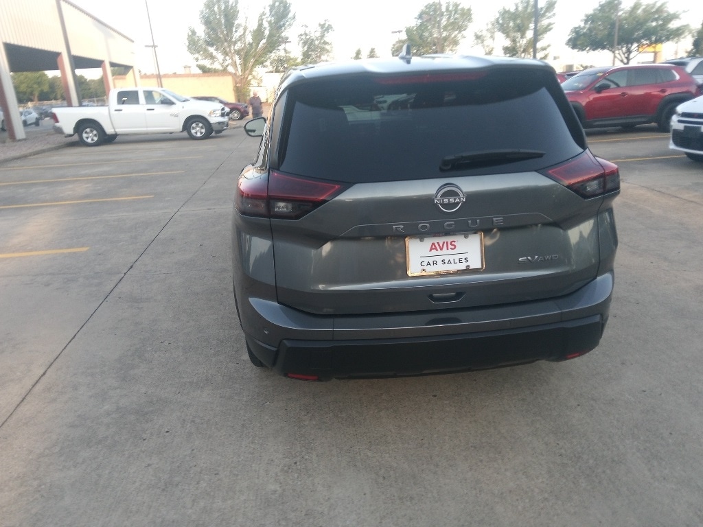 Thumbnail: 2024 Nissan Rogue - 5