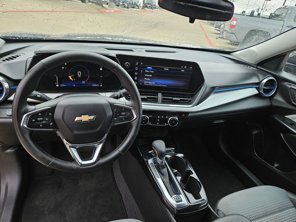Thumbnail: 2025 Chevrolet Trax - 16