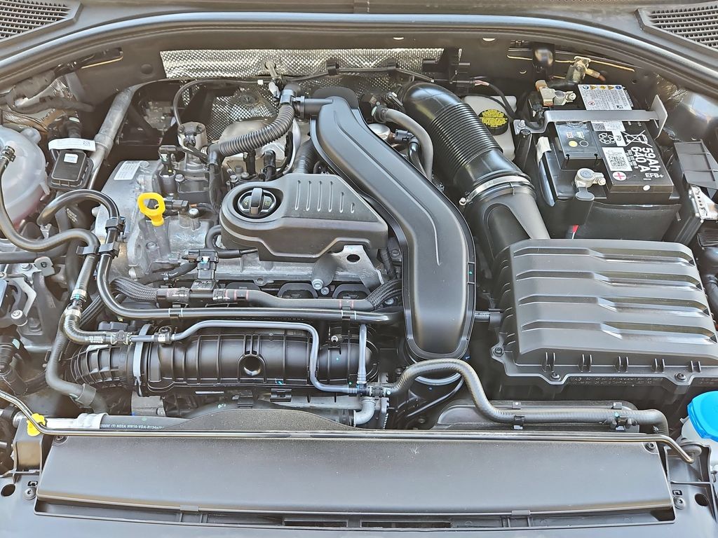Thumbnail: 2025 Volkswagen Jetta - 35