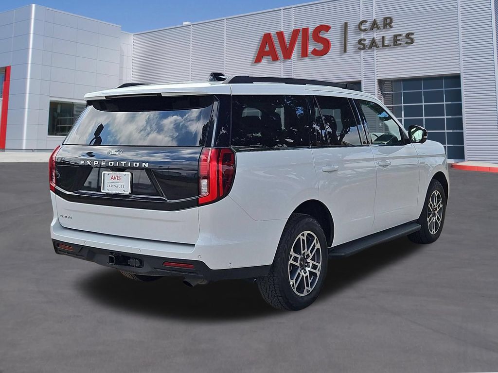 Thumbnail: 2025 Ford Expedition - 6