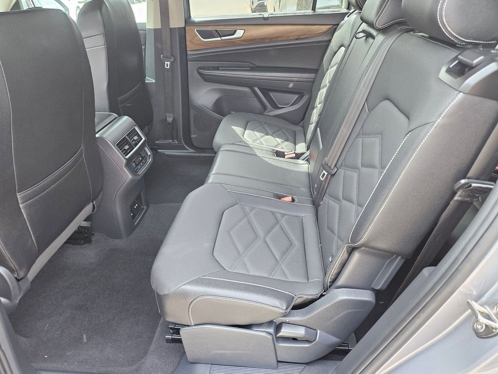 Thumbnail: 2025 Volkswagen Atlas - 27