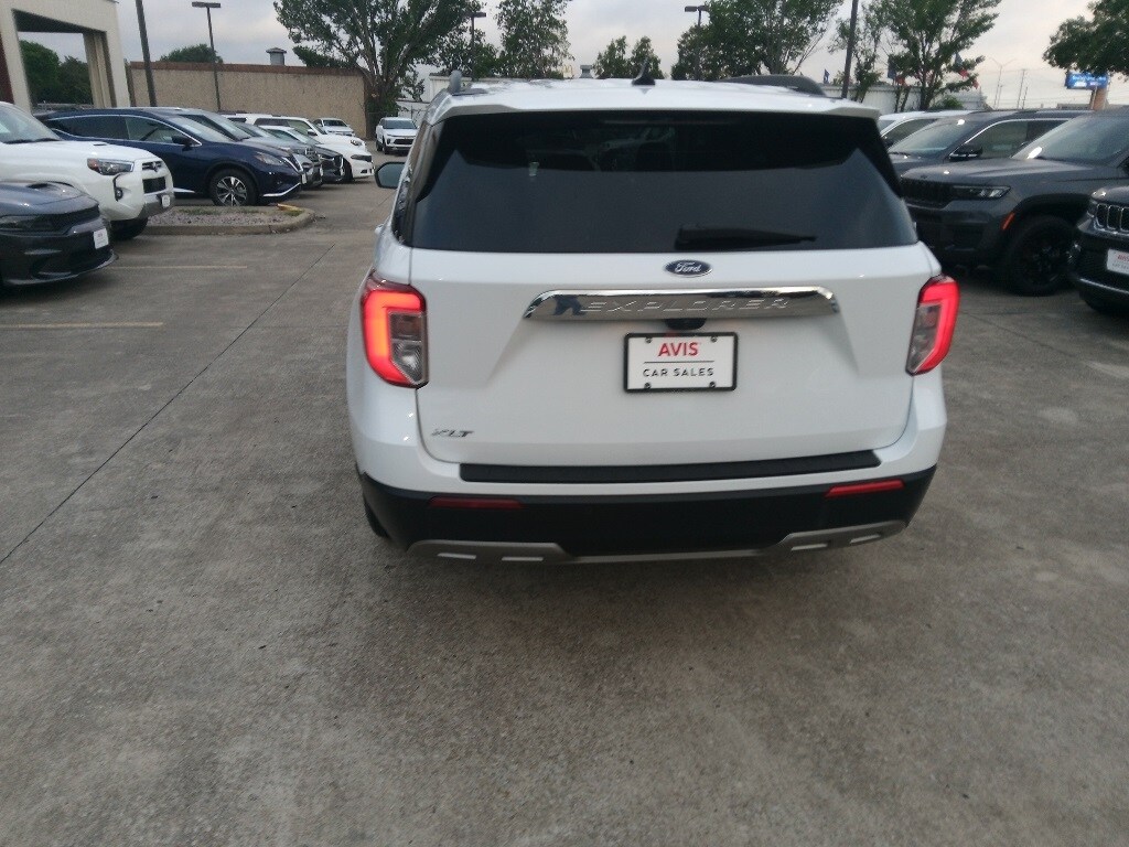 Thumbnail: 2023 Ford Explorer - 5