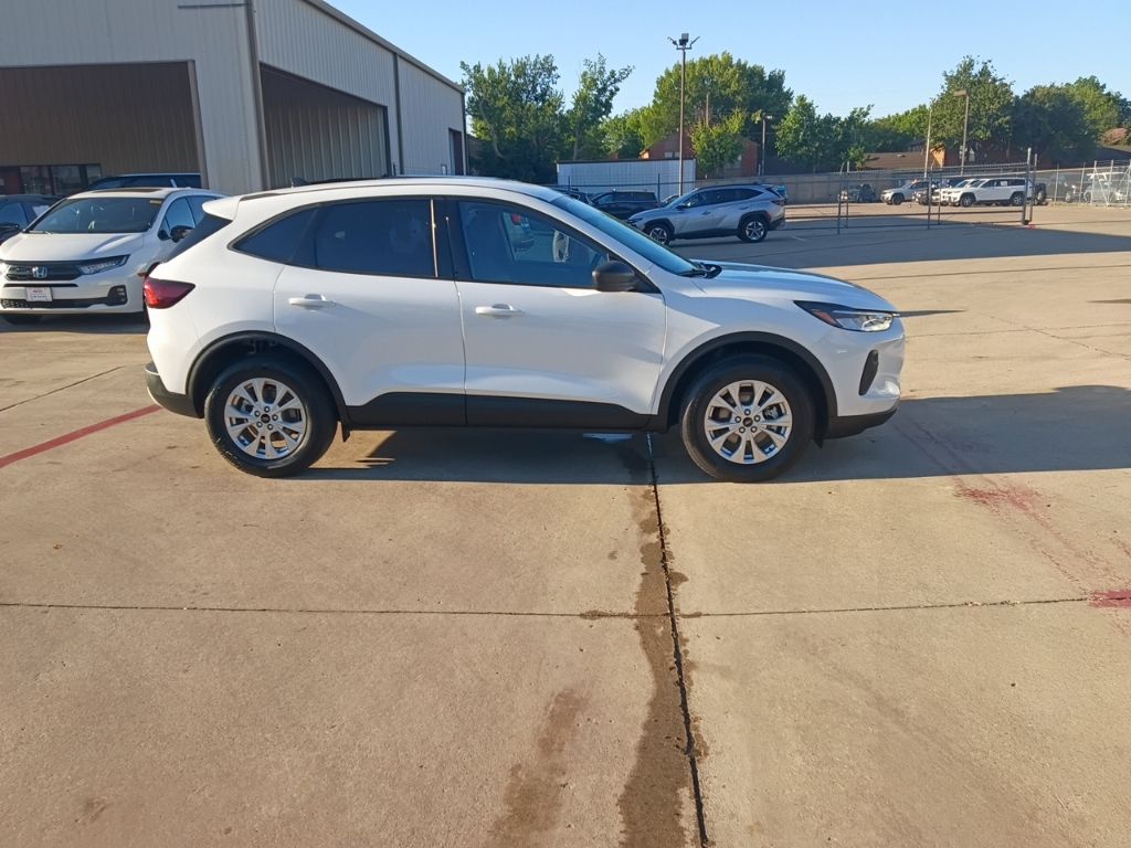 Thumbnail: 2025 Ford Escape - 7