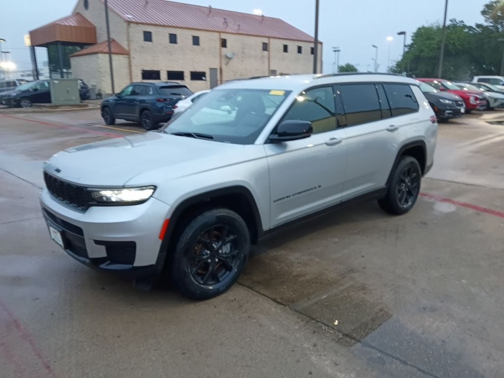 2024 Jeep Grand Cherokee L Altitude