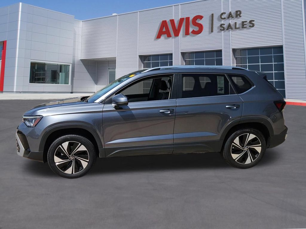 Thumbnail: 2025 Volkswagen Taos - 2