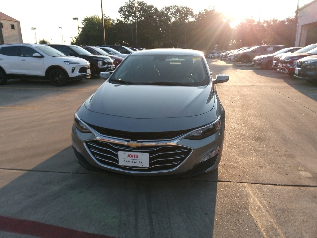 Thumbnail: 2023 Chevrolet Malibu - 2