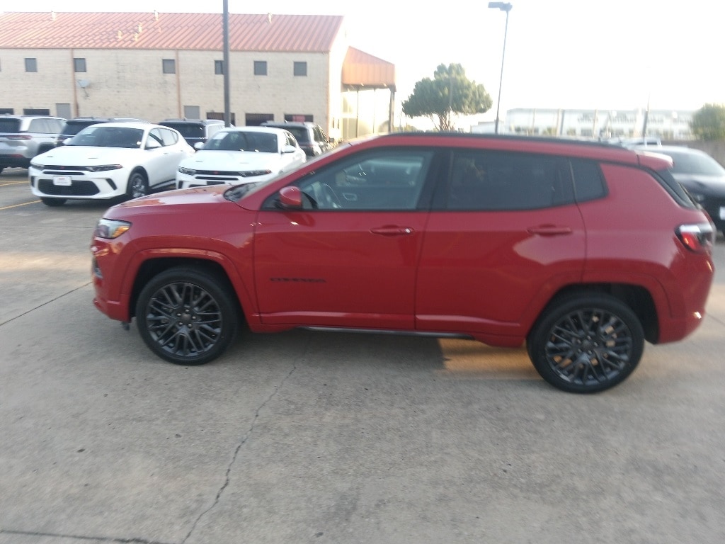 Thumbnail: 2023 Jeep Compass - 3