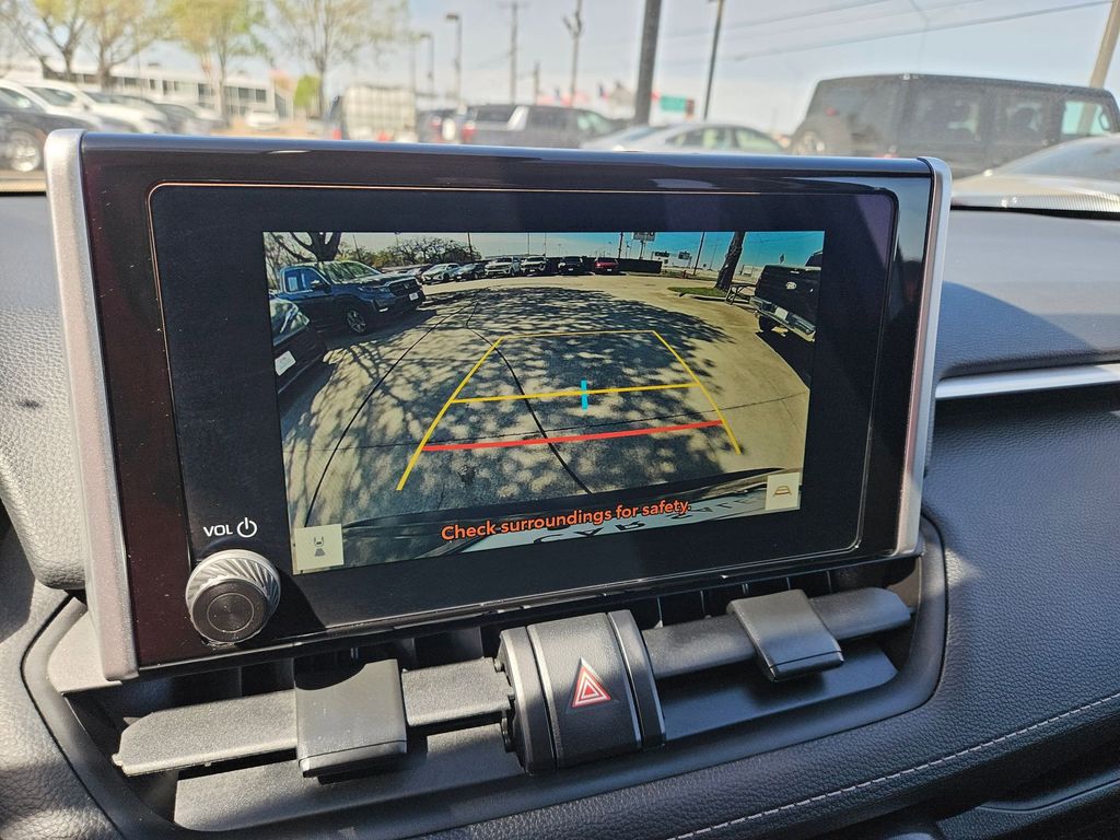 Thumbnail: 2025 Toyota RAV4 - 22