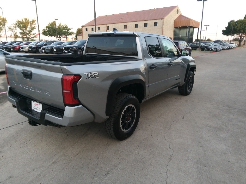 Thumbnail: 2025 Toyota Tacoma - 9