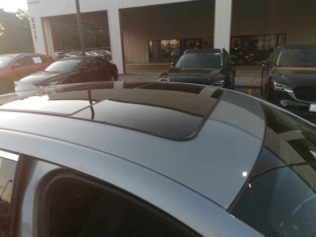 Thumbnail: 2024 Chevrolet Malibu - 9
