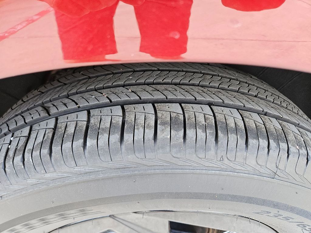 Thumbnail: 2025 Kia Carnival - 26