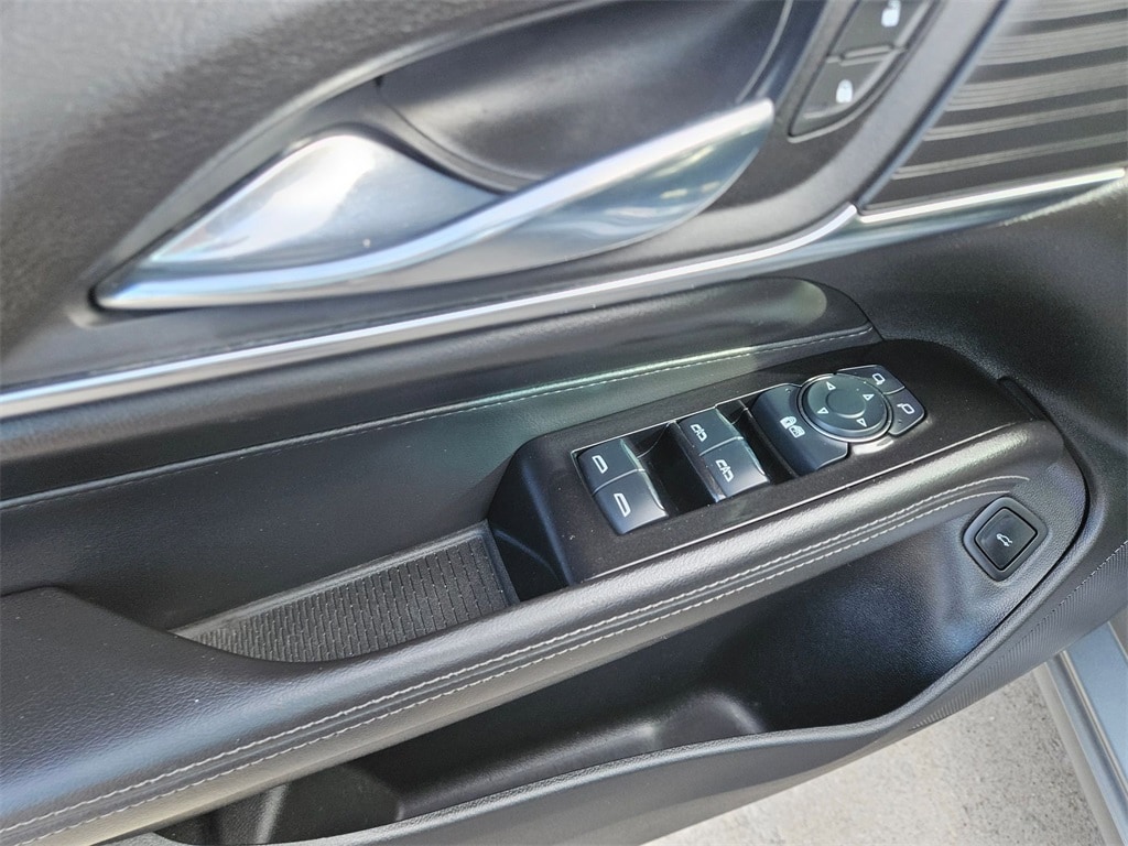 Thumbnail: 2023 Cadillac CT4 - 14