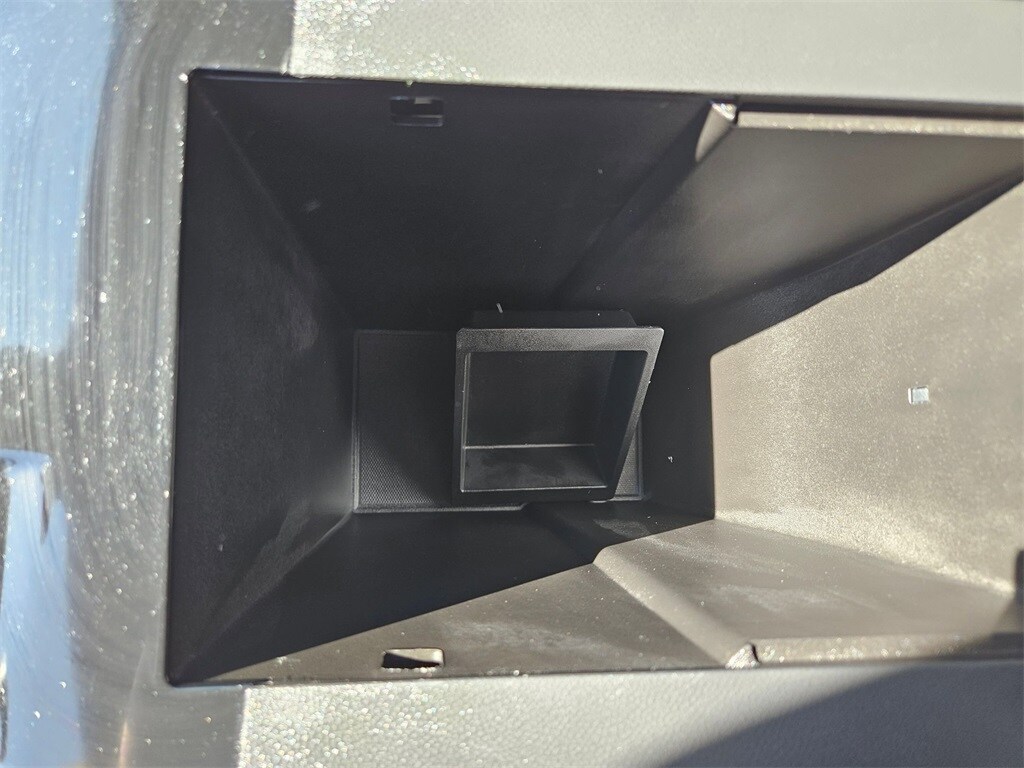 Thumbnail: 2025 Chevrolet Equinox - 29