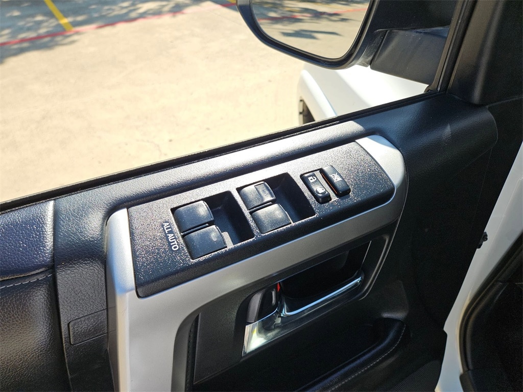 Thumbnail: 2024 Toyota 4Runner - 13