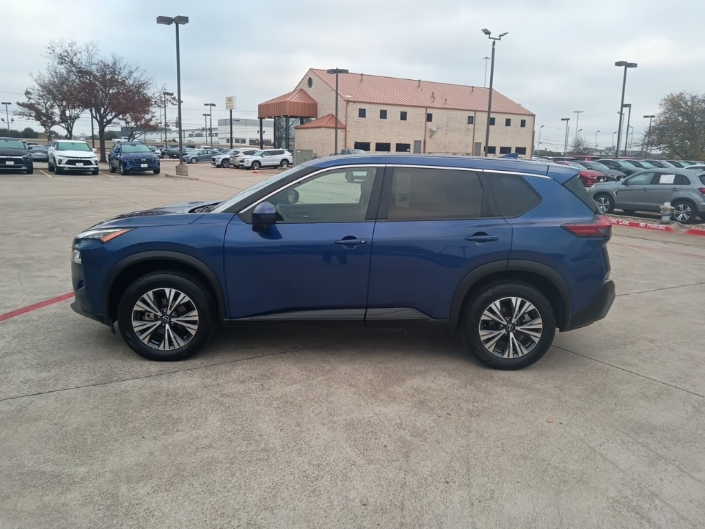 Thumbnail: 2023 Nissan Rogue - 4