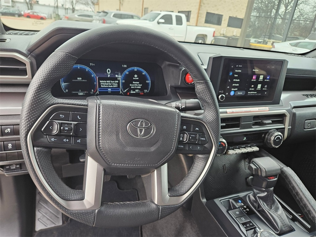 Thumbnail: 2025 Toyota Tacoma - 17